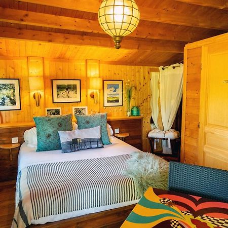 Fronsac  Le Bassin Du Tertre Bed & Breakfast エクステリア 写真