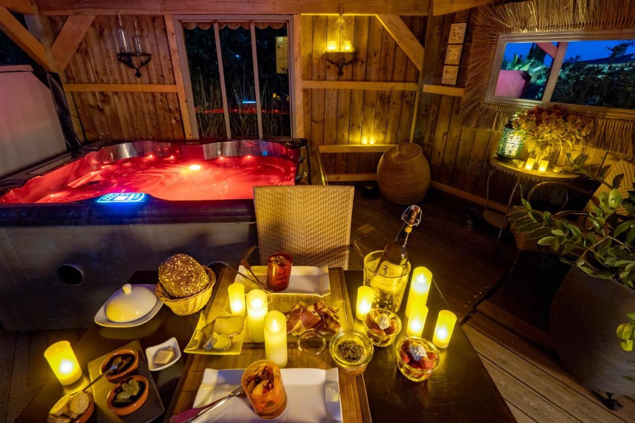 Fronsac  Le Bassin Du Tertre Bed & Breakfast エクステリア 写真
