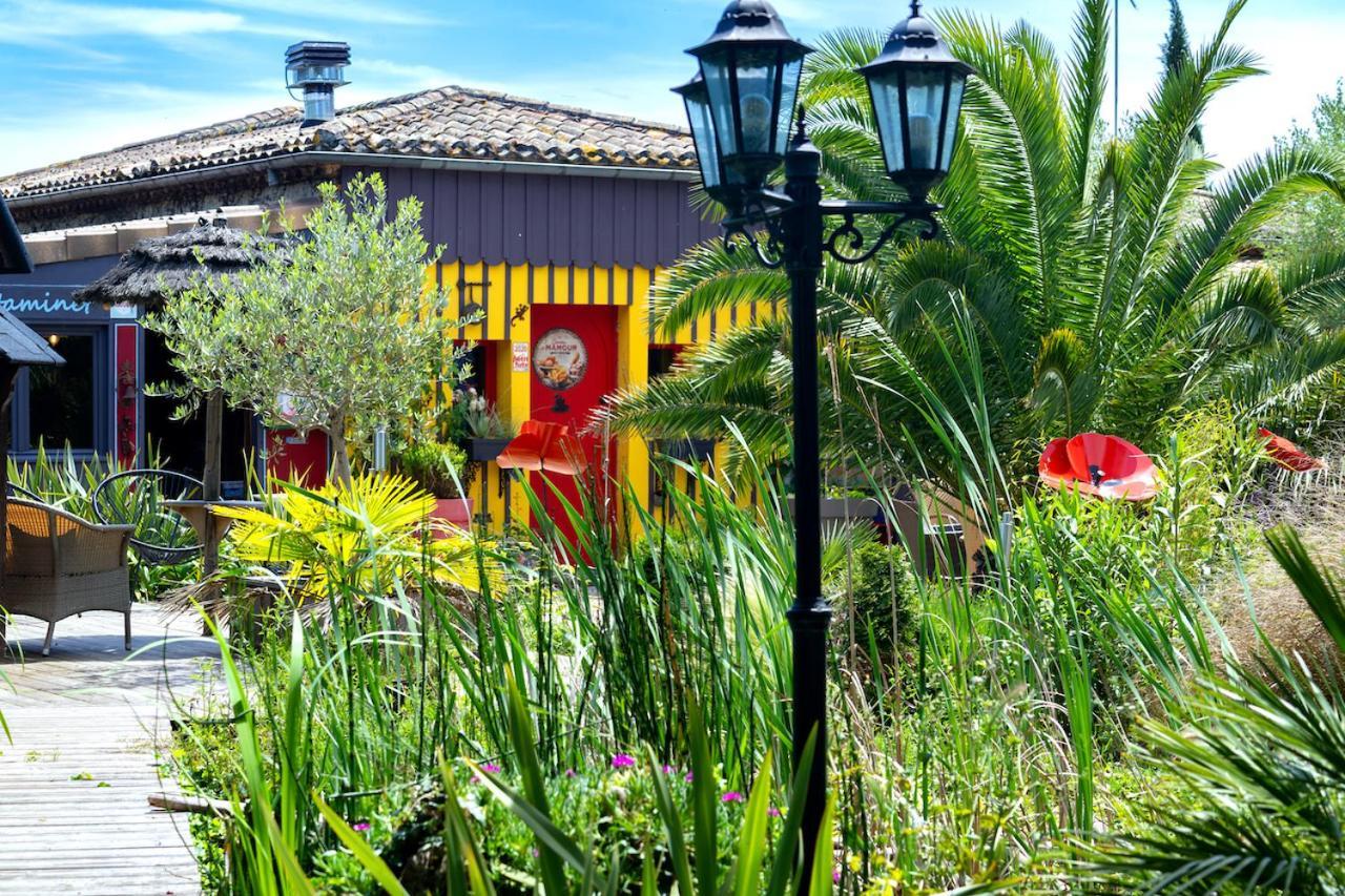 Fronsac  Le Bassin Du Tertre Bed & Breakfast エクステリア 写真