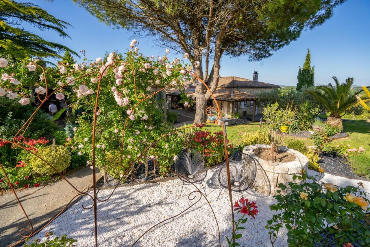 Fronsac  Le Bassin Du Tertre Bed & Breakfast エクステリア 写真