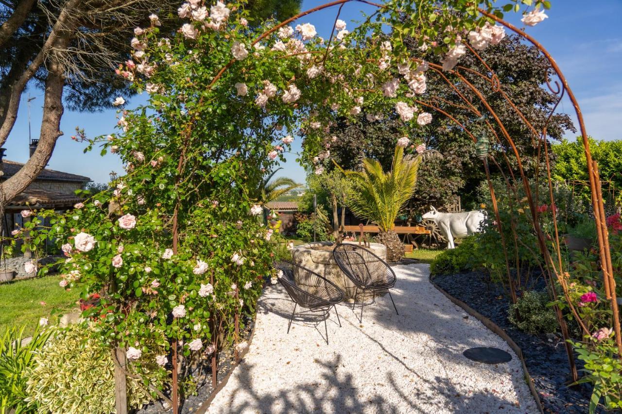 Fronsac  Le Bassin Du Tertre Bed & Breakfast エクステリア 写真