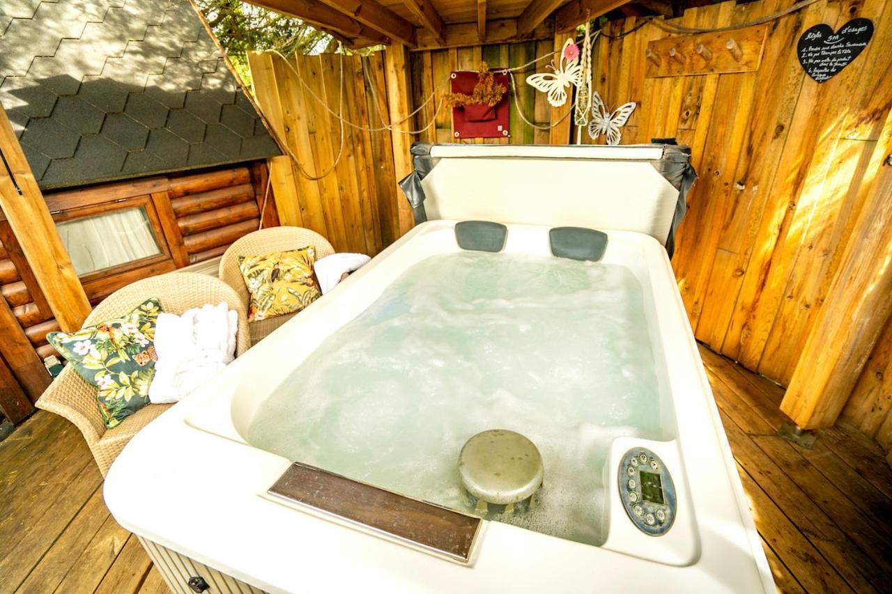Fronsac  Le Bassin Du Tertre Bed & Breakfast エクステリア 写真