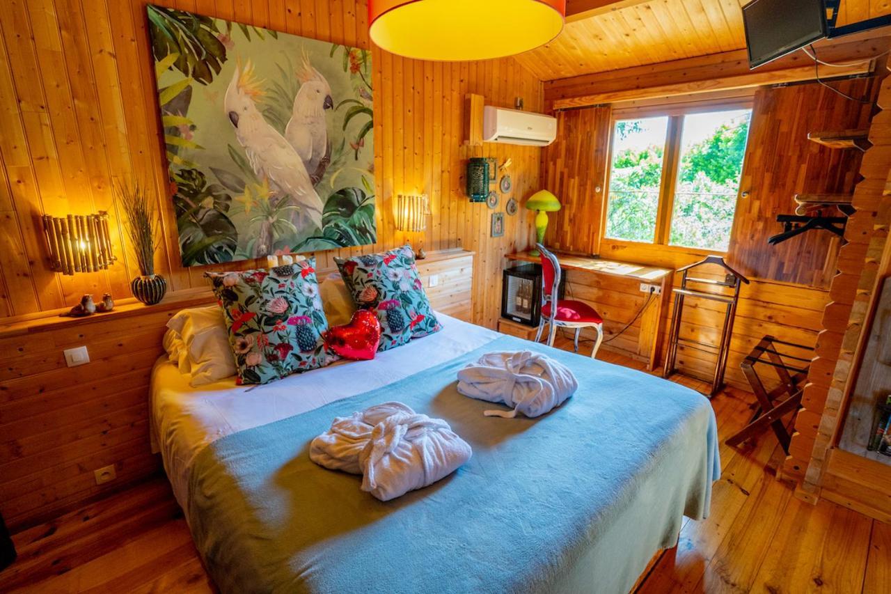 Fronsac  Le Bassin Du Tertre Bed & Breakfast エクステリア 写真