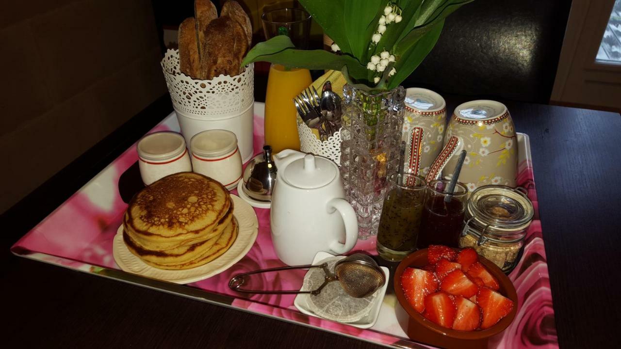 Fronsac  Le Bassin Du Tertre Bed & Breakfast エクステリア 写真